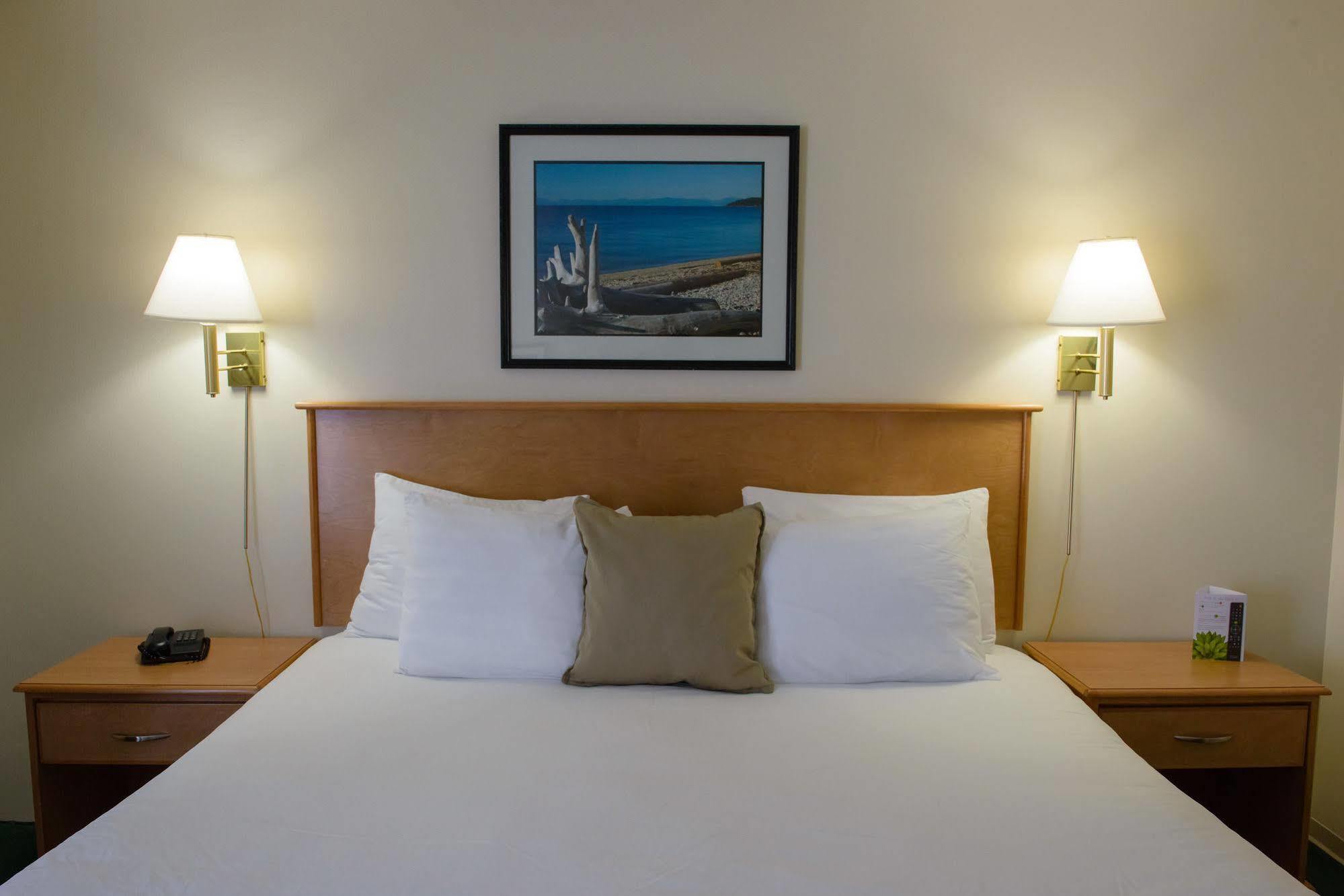 Driftwood Inn Sechelt Eksteriør billede